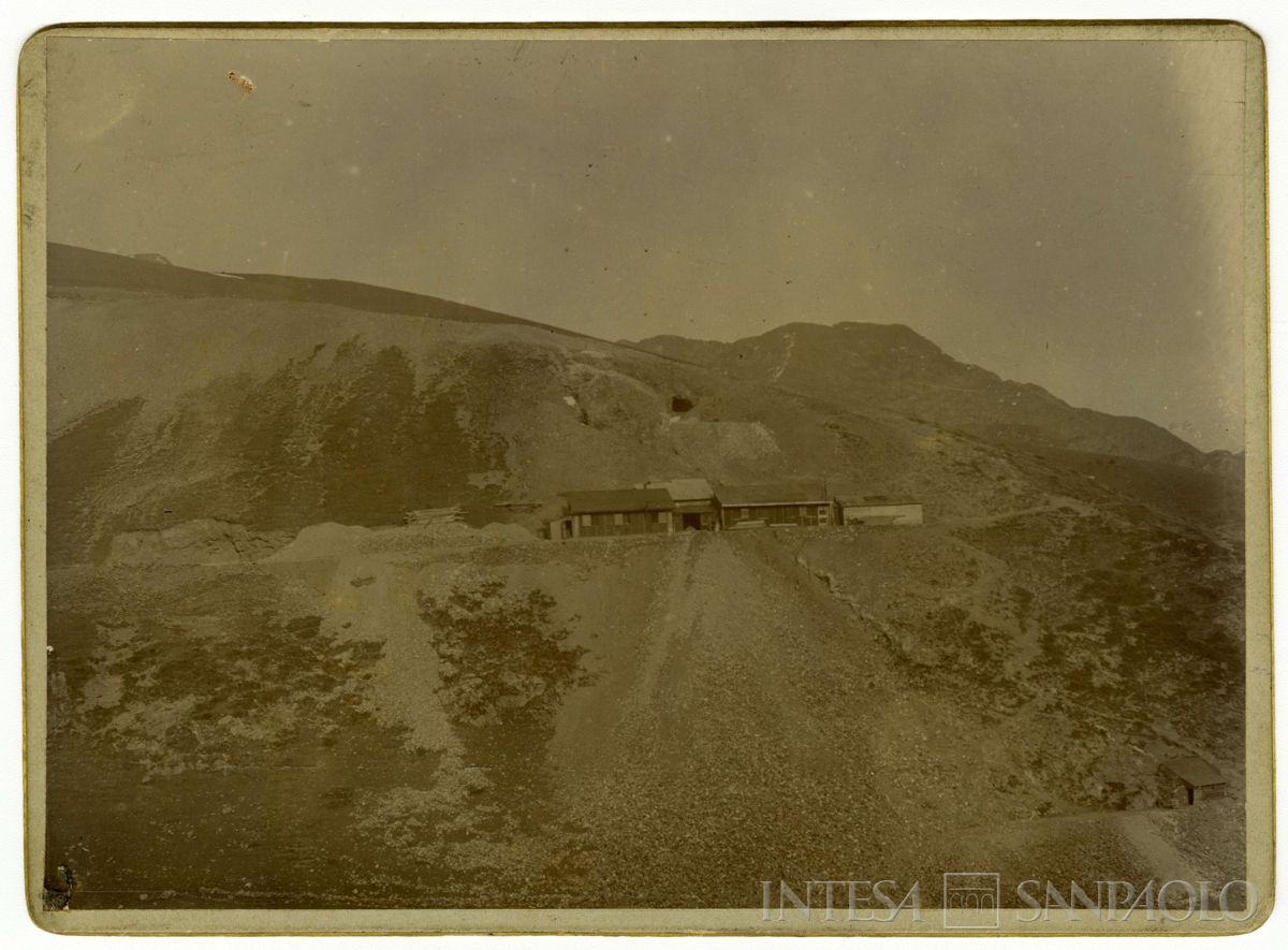 Paesaggio con edifici, 1903-1914 (fotografo sconosciuto)