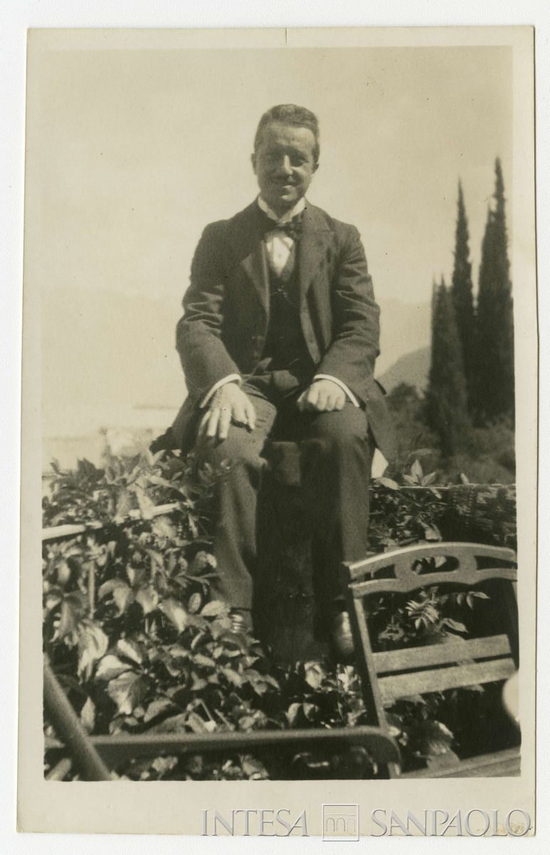Nogara Carlo ritratto all'aperto, anni 1910 (fotografo sconosciuto)