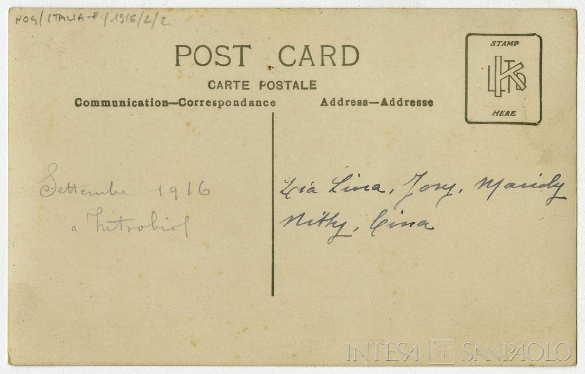 Nogara Josy, zia Lina, le cugine Marioly, Nitty, Cina nei pressi di un edificio a Introbio, 18 settembre 1916 (Giulio Martelli), verso