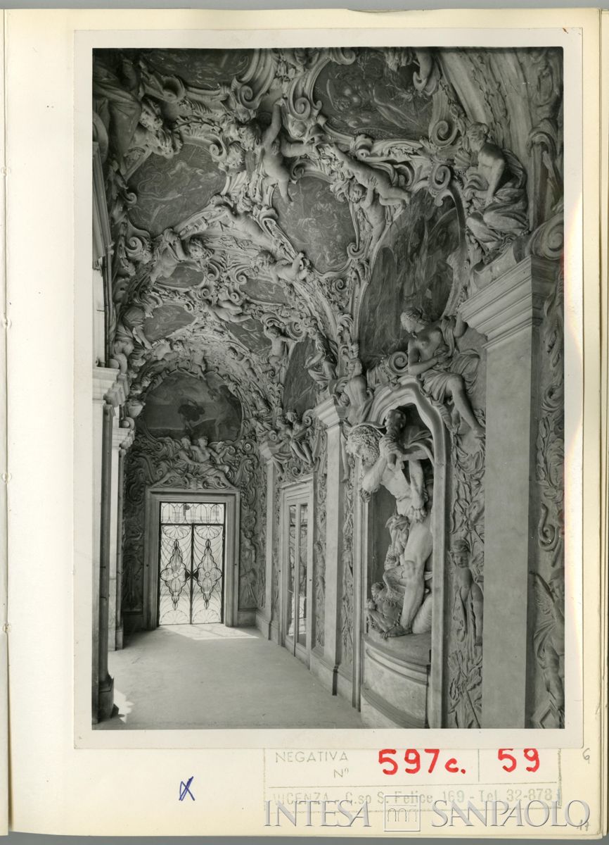 Palazzo Leoni Montanari, primo piano della Loggia d'Ercole, 1966 (Foto Tapparo & Trentin)