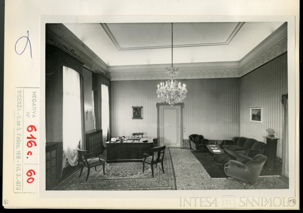 Palazzo Leoni Montanari, ex Sala Verde, ora dei Longhi, 1966 (Foto Tapparo & Trentin)