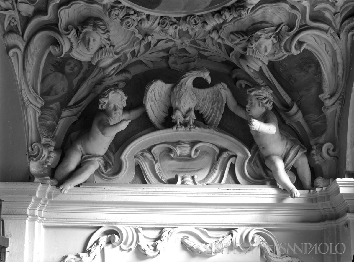 Palazzo Leoni Montanari, sovraporta al primo pianerottolo dello scalone, 1956-1976 (Foto Tapparo & Trentin)