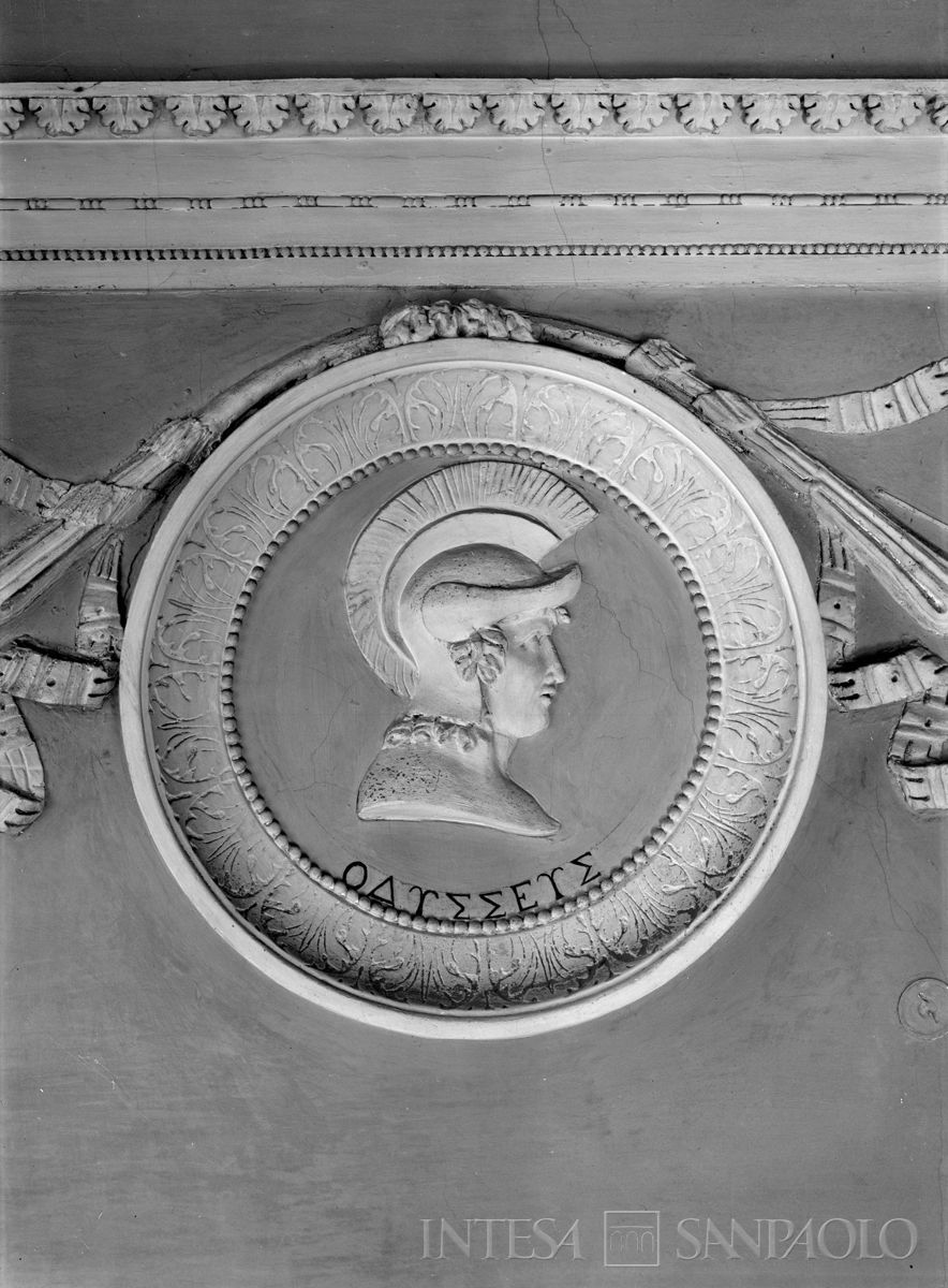 Palazzo Leoni Montanari, stucchi del Salone d'Apollo, ante 1976 (Foto Tapparo & Trentin)