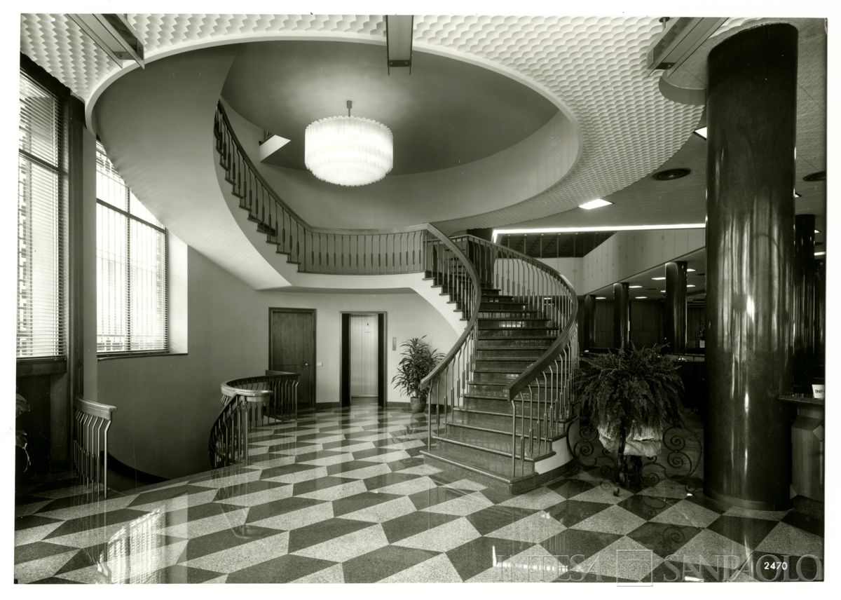 Cariplo, interno della Sede di Brescia, 14 aprile 1967 (Vincenzo Aragozzini)