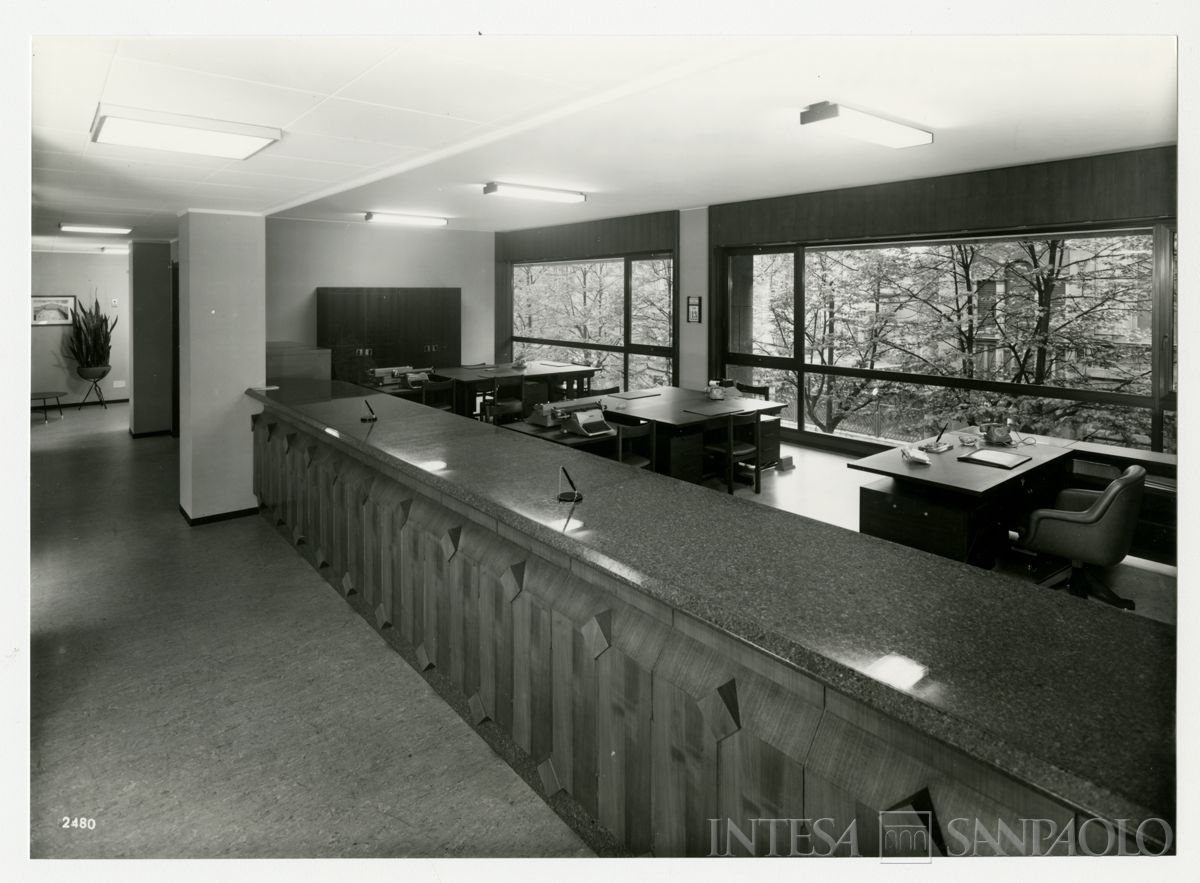 Cariplo, interno della Sede di Brescia, 14 aprile 1967 (Vincenzo Aragozzini)