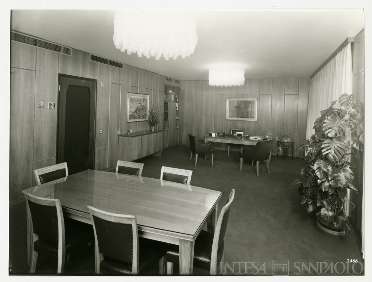 Cariplo, interno della Sede di Brescia, 14 aprile 1967 (Vincenzo Aragozzini)