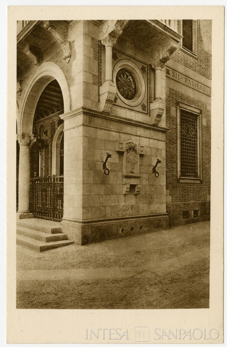 Cariplo, particolare dell'esterno della Sede di Brescia, 1926-1927 (Fot. Bottega d'Arte)