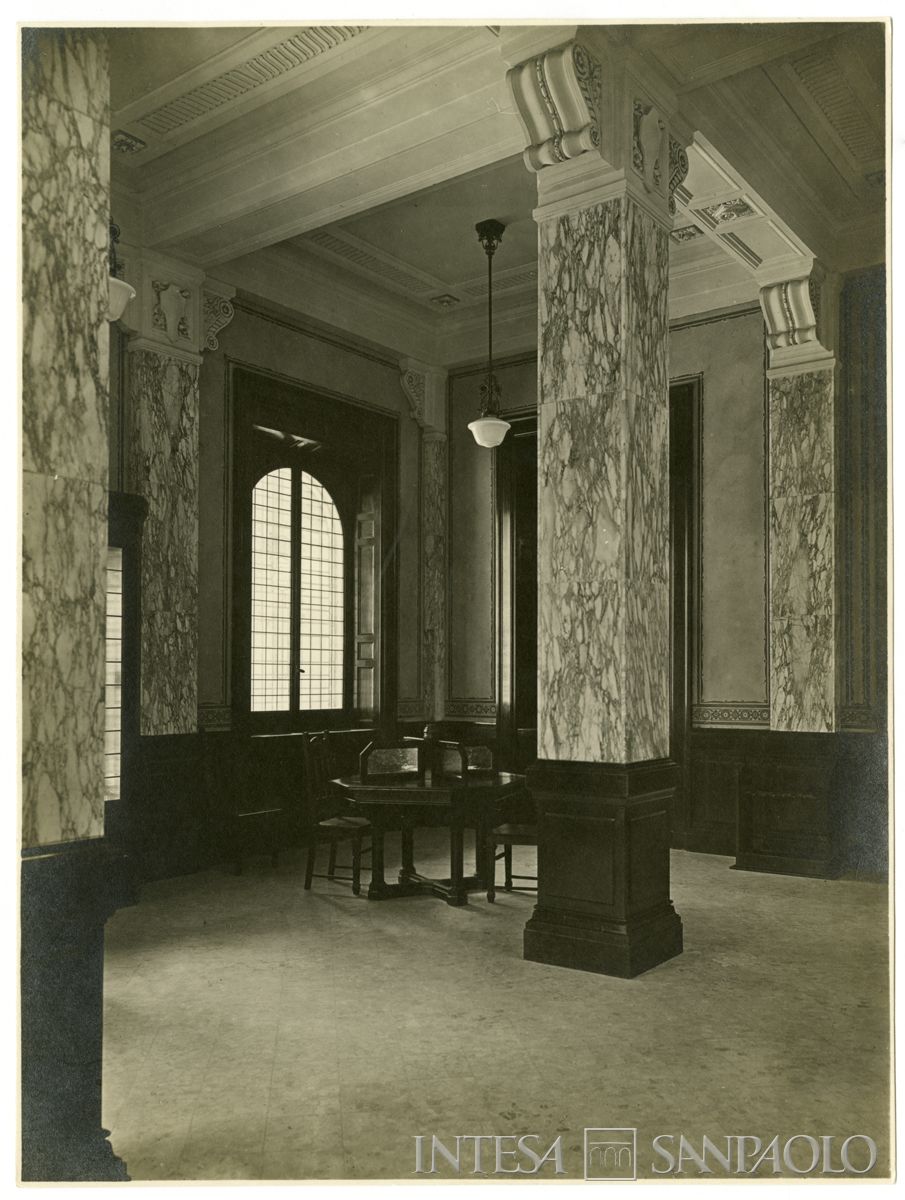 Cariplo, salone del pubblico della Sede di Brescia, 1926-1927 (Fot. Bottega d'Arte)