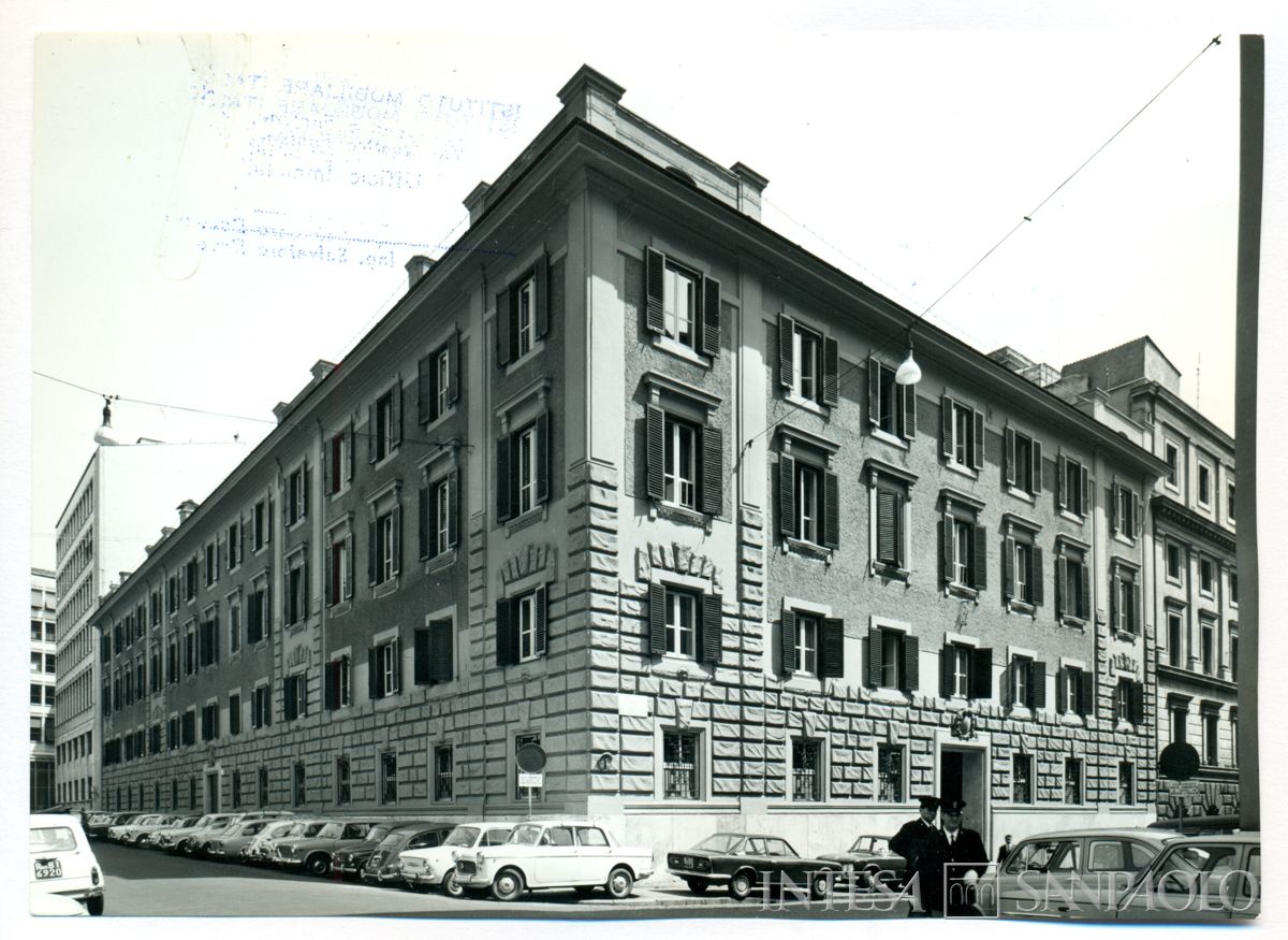 Roma, edificio su via Genova ang. via Piacenza in ampliamento alla sede IMI di via IV Fontane, 22 maggio 1968 (Vasari)