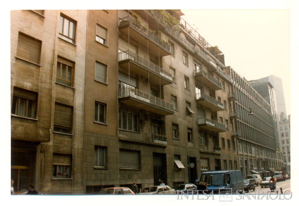 Sede regionale IMI a Milano in via Fatebenefratelli, 13 maggio 1986 (fotografo sconosciuto)