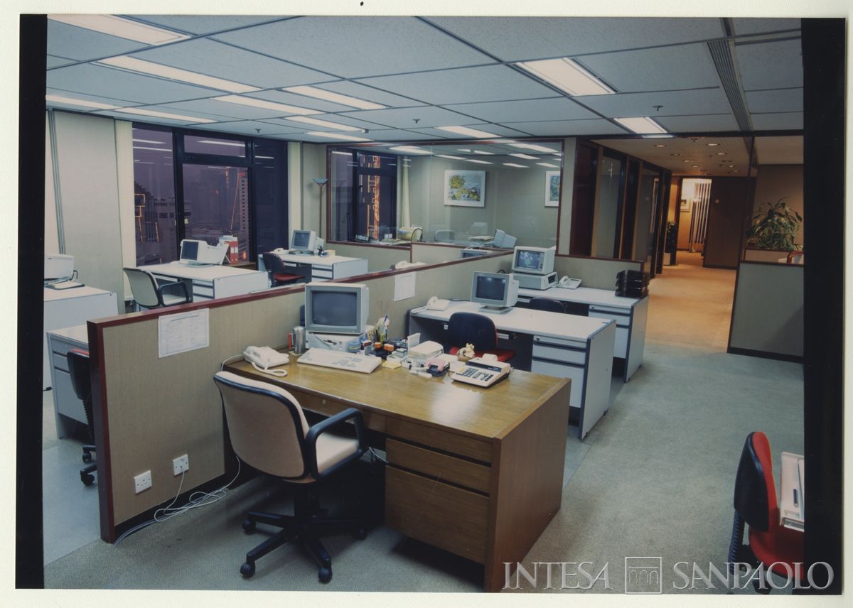 BCI, Hong Kong:  filiale di Edinburgh Tower, Queen's Road Central 15, 1986-1995 (fotografo sconosciuto)