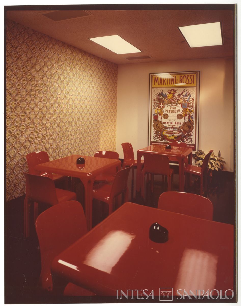 BCI, Los Angeles: filiale di South Flower Street 555, post 1974 (foto di Leland Y. Lee)