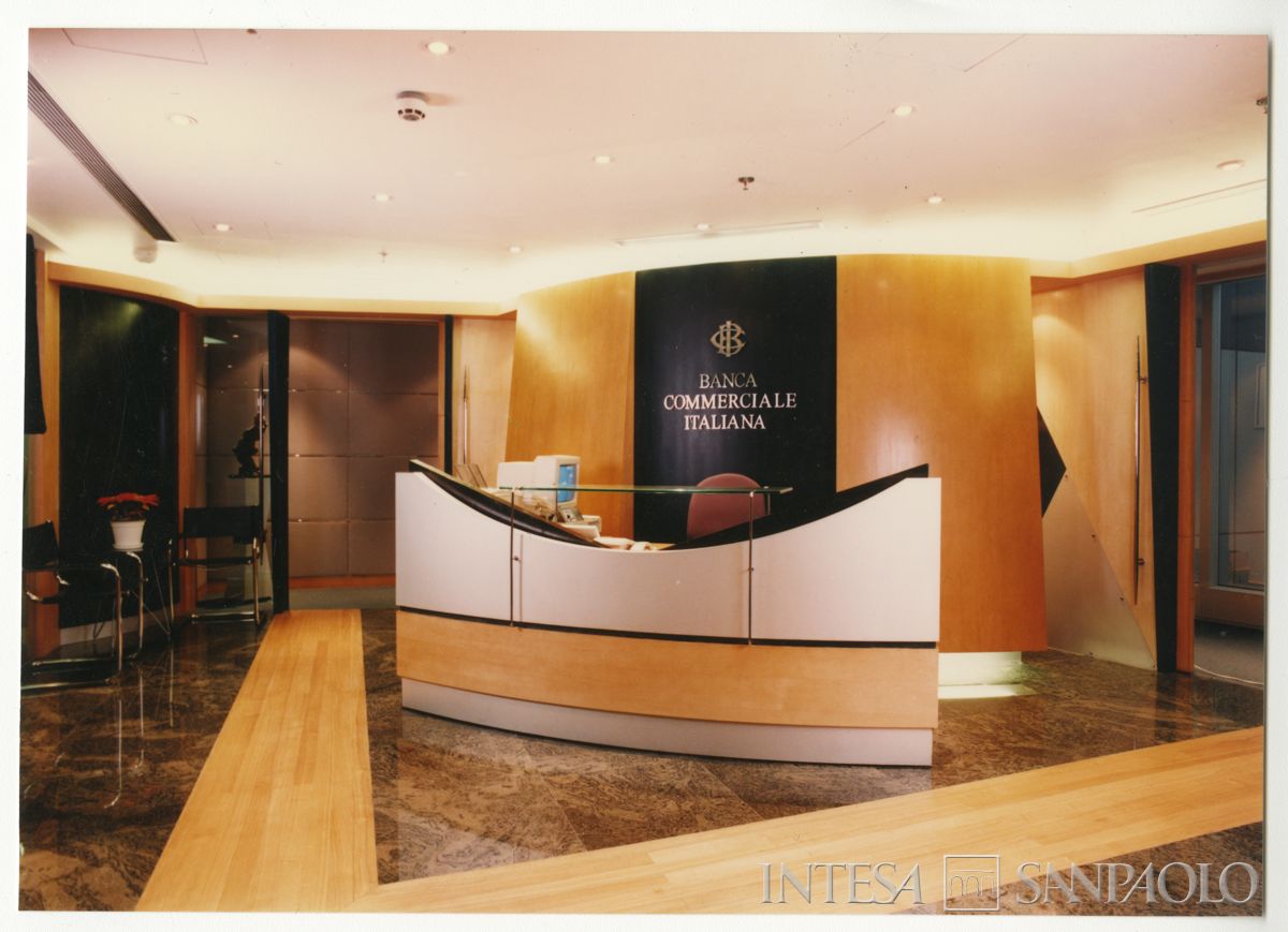 BCI, Shanghai: filiale di China Merchants Tower, Lujiazui Road 66, 1997-1998 (fotografo sconosciuto)