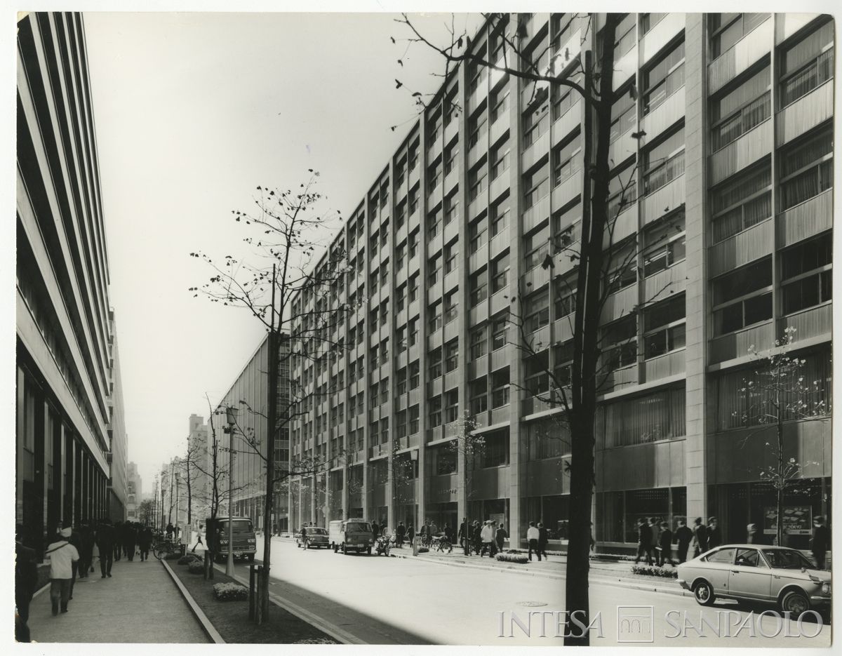 BCI, Tokyo: ufficio di rappresentanza di 2-3 Marunouchi 3-chome, Chiyoda-ku, 1970-1972 (foto di Kawasumi Architectural Photograph Office)
