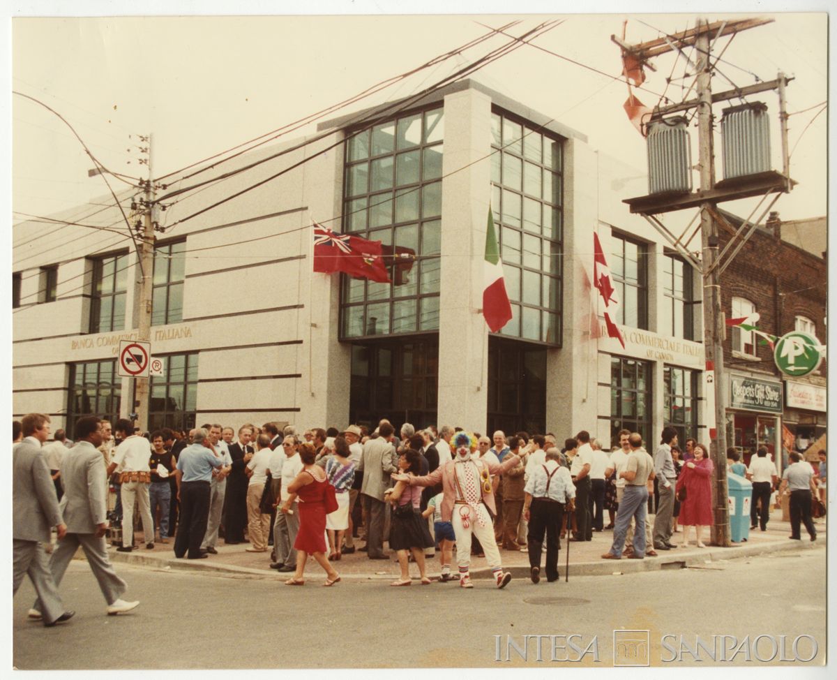 Banca Commerciale Italiana of Canada, Toronto: agenzia di St. Clair Avenue West 1241, 1984 (fotografo sconosciuto)