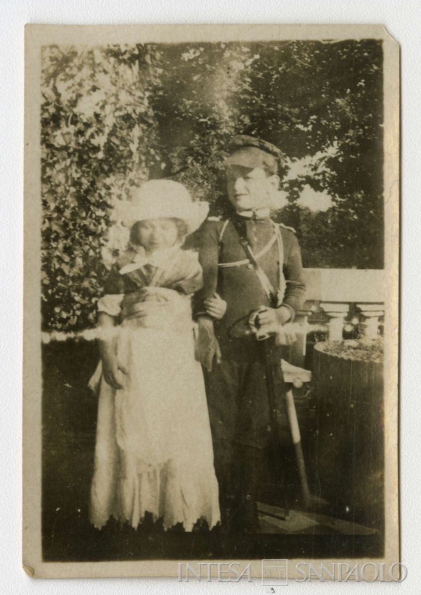 Toeplitz Rosa Maria Anna (Rosy) e un bambimo n.i., 1919 (fotografo sconosciuto)