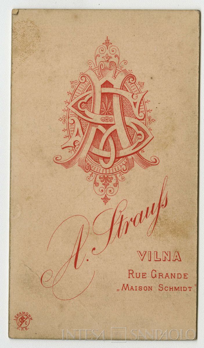 Toeplitz Lodovico ritratto in studio fotografico a mezzo busto, 1890 - 1895 (A. Straufs), verso