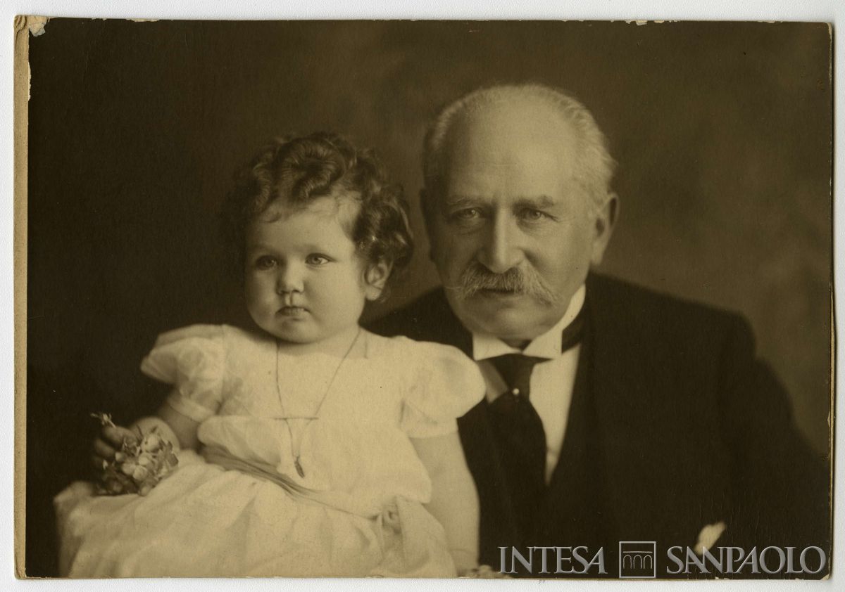 Toeplitz Rosa Maria Anna (Rosy) con [Théodore Falk Fabian] ritratti in studio fotografico, 1913 - 1914 (Giuseppe Casalegno)