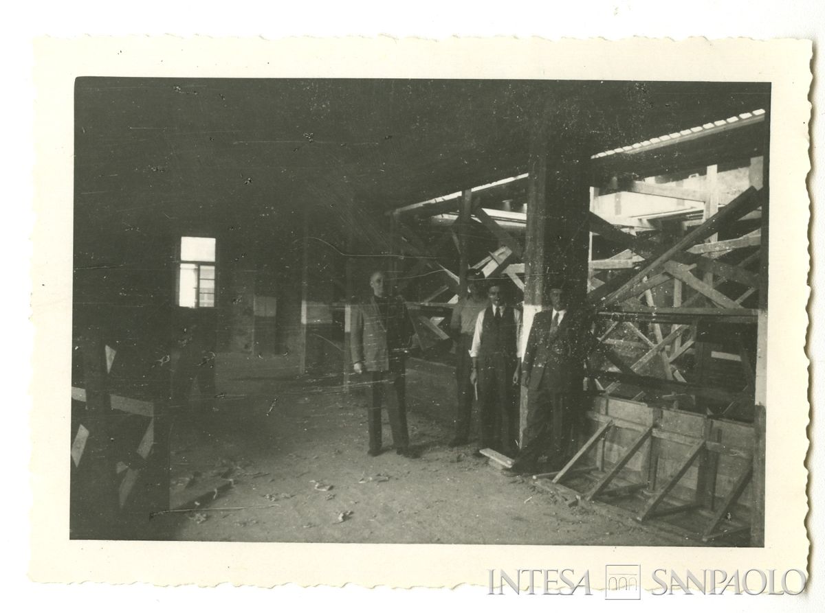 BCI, Istanbul: filiale di Voyvoda Caddesi 53, palazzo Agopyan Han, 1955 (fotografo sconosciuto)