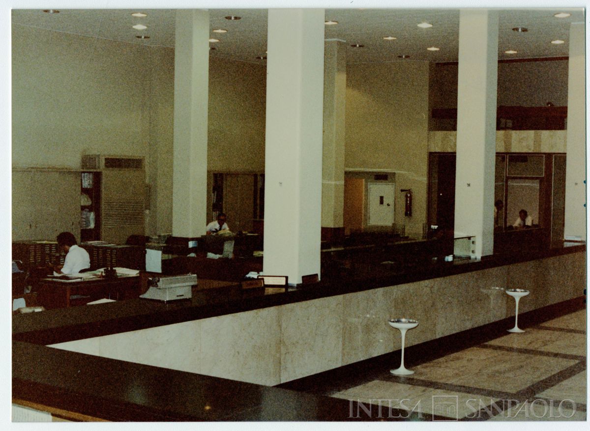 Banco Sudameris S.A., Montevideo: sede, 1979 (fotografo sconosciuto)