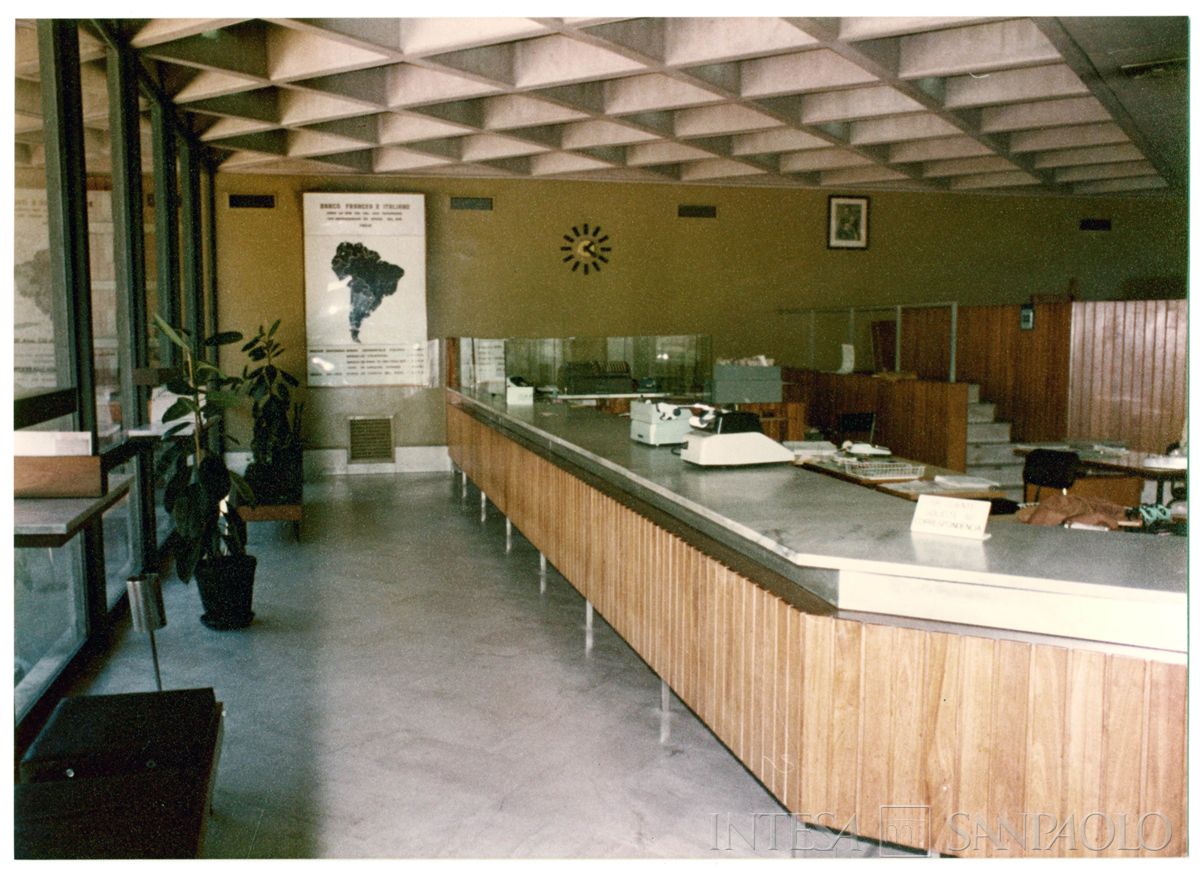 Banca Francese e Italiana per l'America del Sud, Montevideo: agenzia di Aguada, 1979 (fotografo sconosciuto)