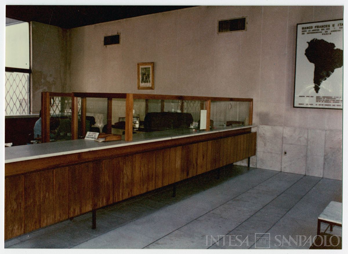 Banca Francese e Italiana per l'America del Sud, Montevideo: agenzia di Aguada, 1979 (fotografo sconosciuto)