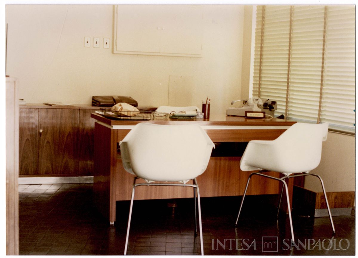 Banca Francese e Italiana per l'America del Sud, Montevideo: agenzia di Tres Cruces, 1979 (fotografo sconosciuto)