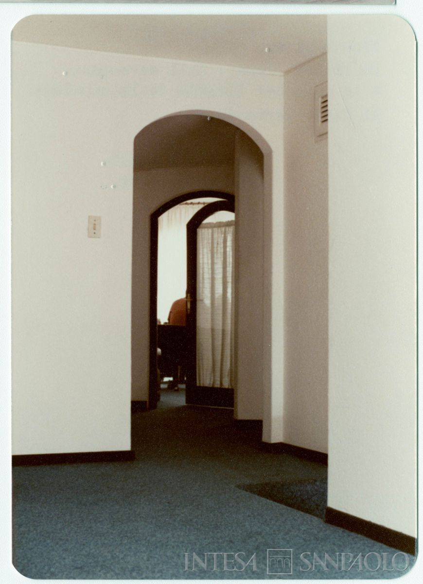 Banco Sudameris S.A., Punta del Este: agenzia di Calle 31 638, 1981(fotografo sconosciuto)