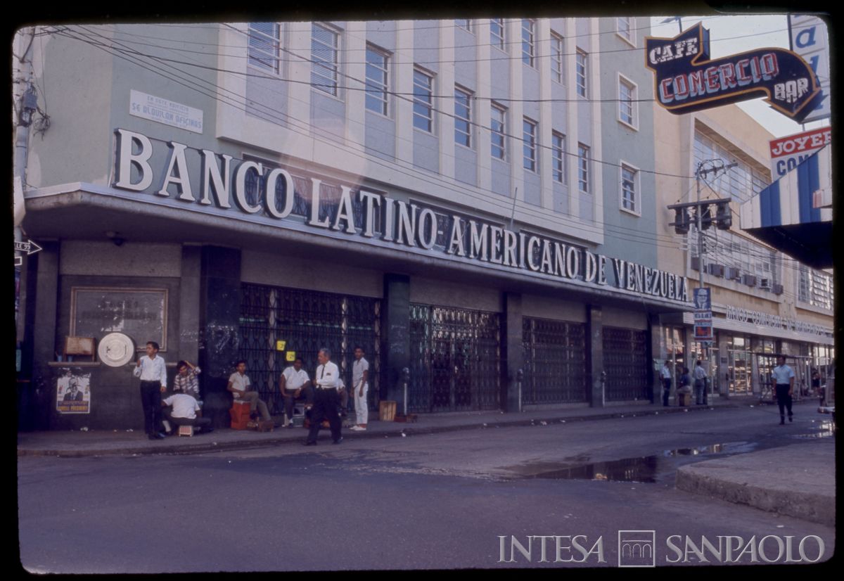 Banco Latinoamericano de Venezuela, Maracaibo: succursale, 1967-1975 (fotografo sconosciuto)