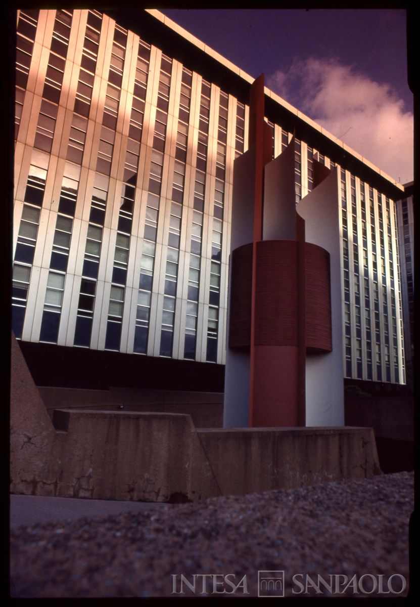 IMI, Roma (Eur), sede di viale dell'Arte 25, 1993 (fotografia di Angelo Turetta)