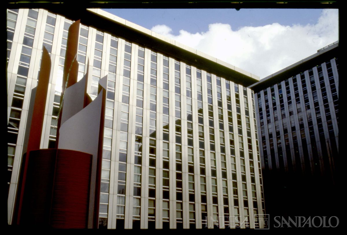 IMI, Roma (Eur), sede di viale dell'Arte 25, 1993 (fotografia di Angelo Turetta)