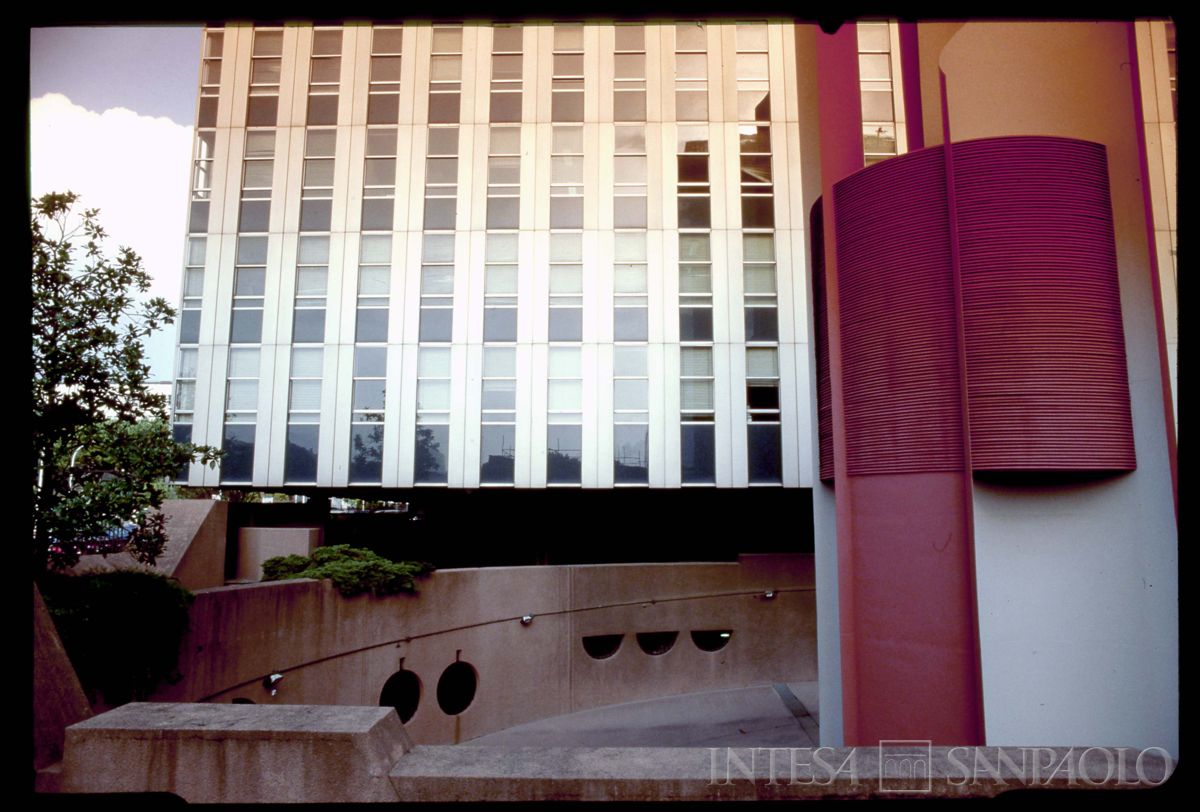 IMI, Roma (Eur), sede di viale dell'Arte 25, 1993 (fotografia di Angelo Turetta)