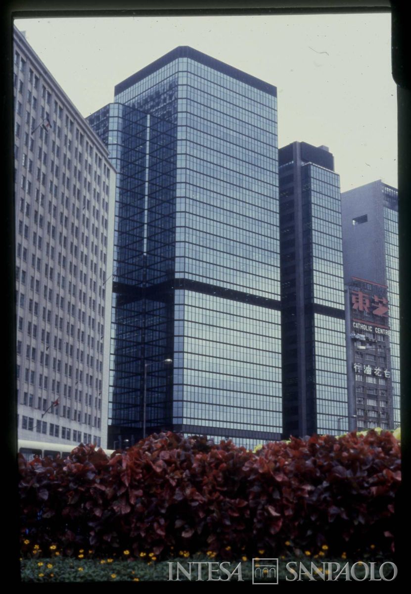 Cariplo, Hong Kong: ufficio di rappresentanza di World Wide House, Des Voeux Road Central 19, 1982-1986 (fotografo sconosciuto)