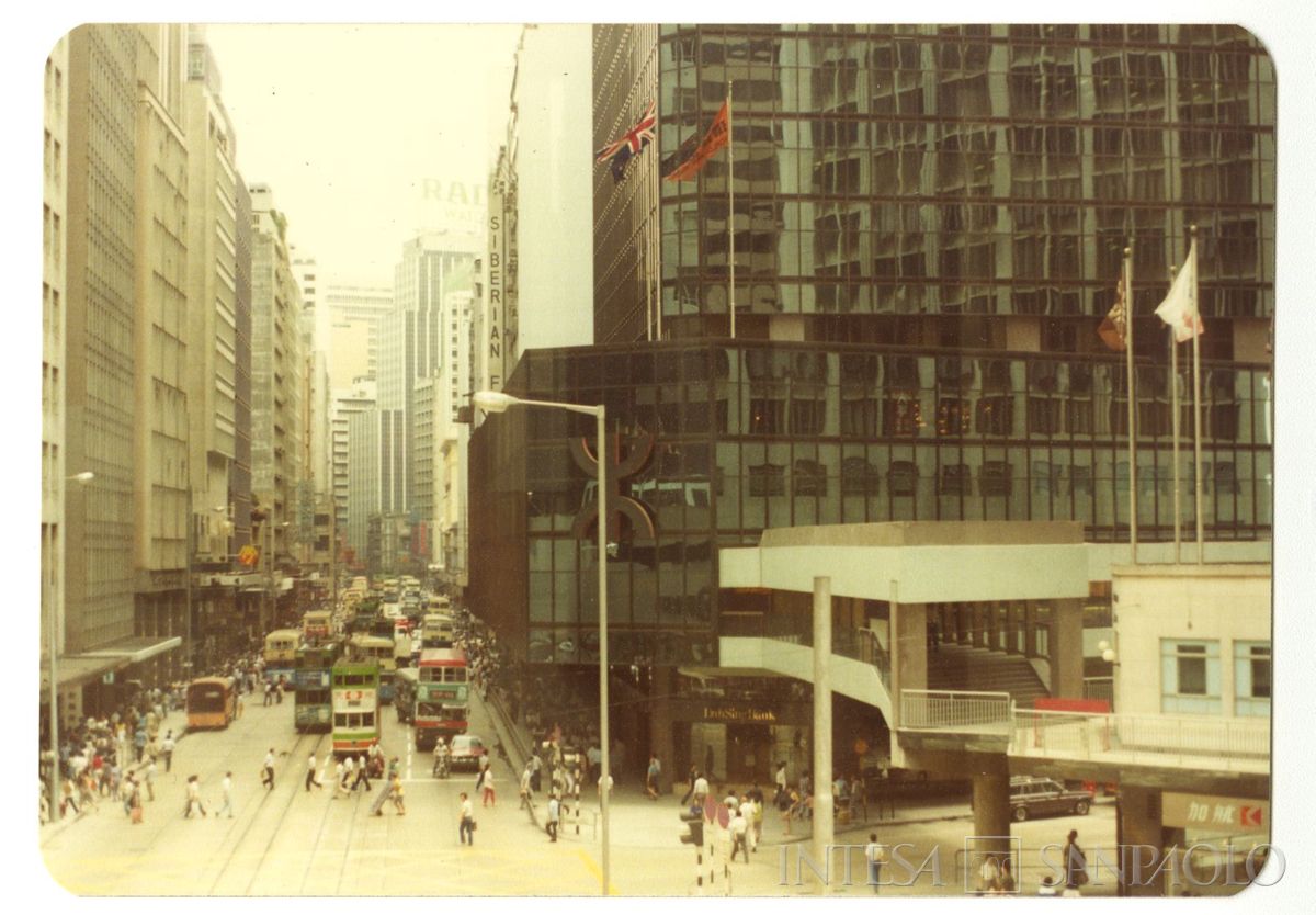 Cariplo, Hong Kong: ufficio di rappresentanza di World Wide House, Des Voeux Road Central 19, giugno 1982 (fotografo sconosciuto)