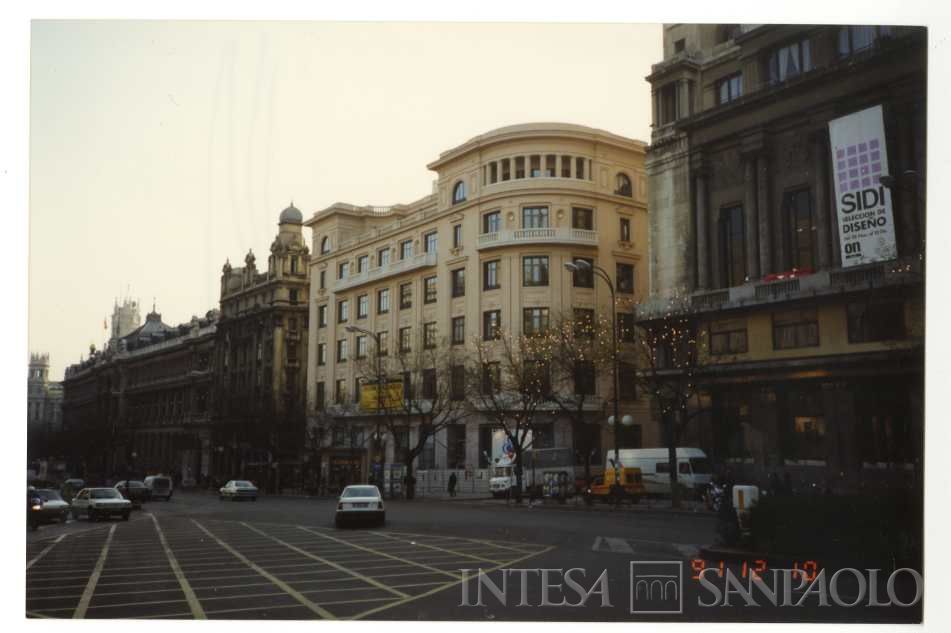 Cariplo, Madrid: filiale di Calle Alcalà 44, 10 dicembre 1991 (fotografo sconosciuto)