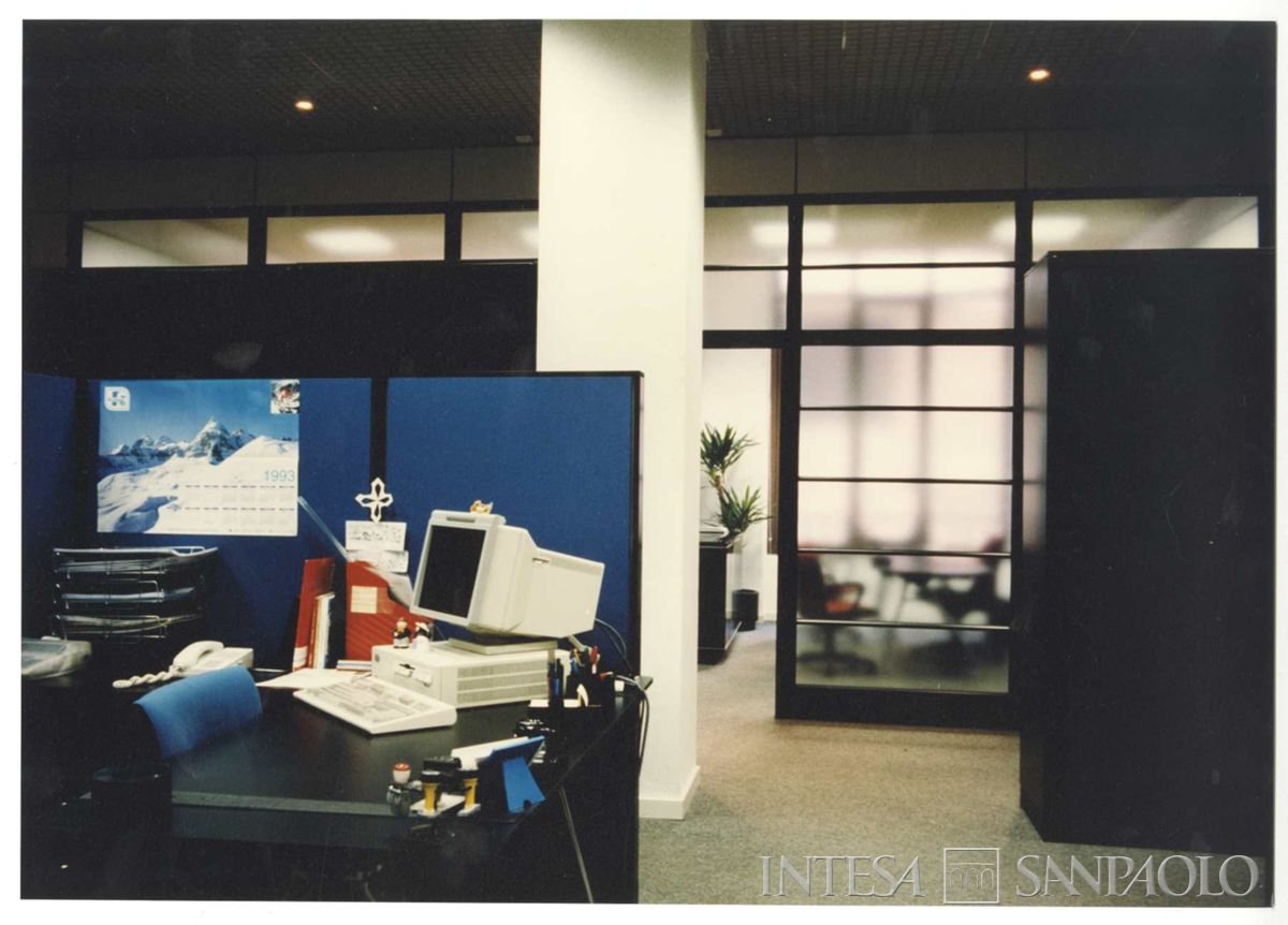 Cariplo, Madrid: filiale di Calle Alcalà 44, 1993 (fotografo sconosciuto)