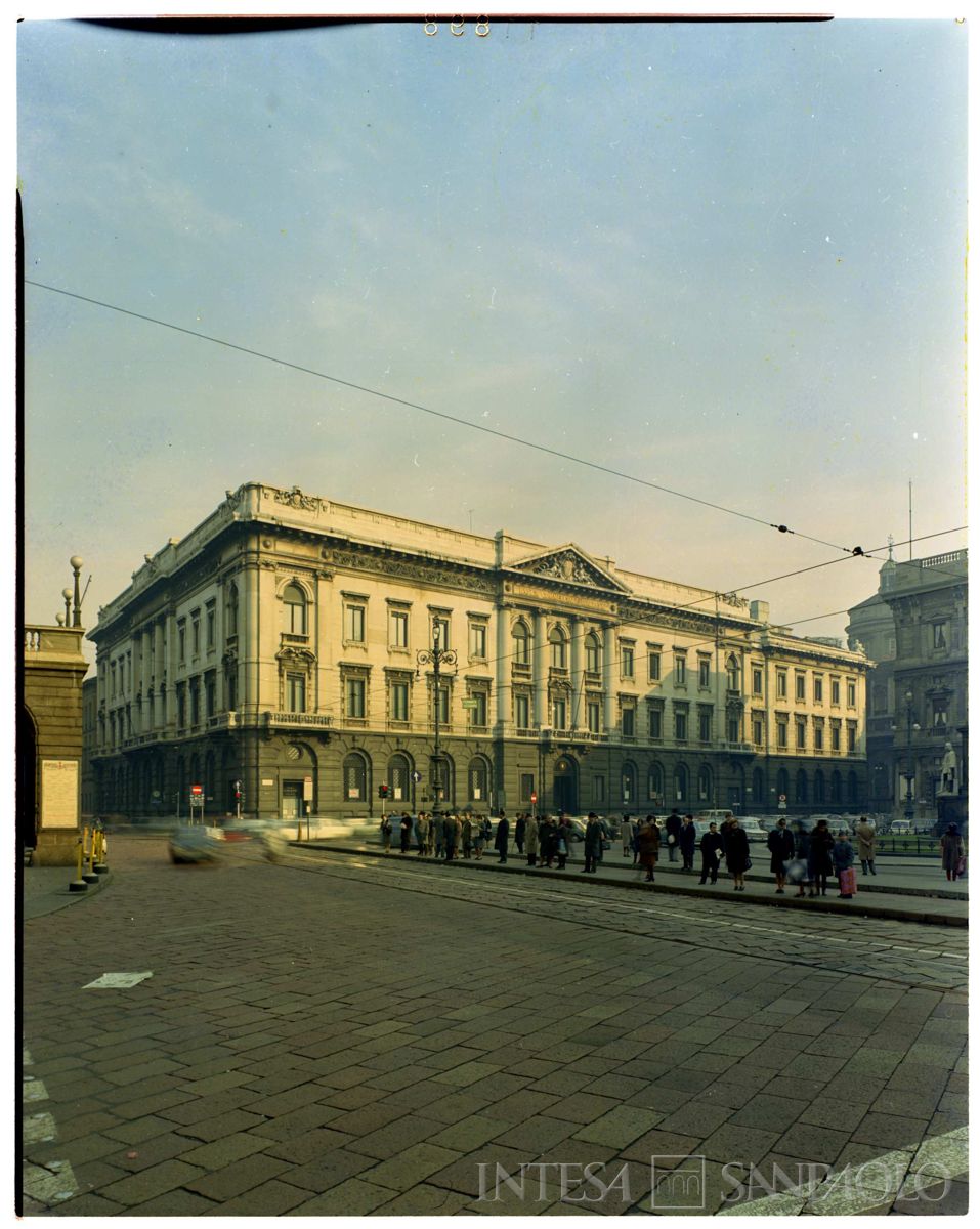 Palazzo di piazza della Scala 6, esterno, 1968 (fotografo sconosciuto)