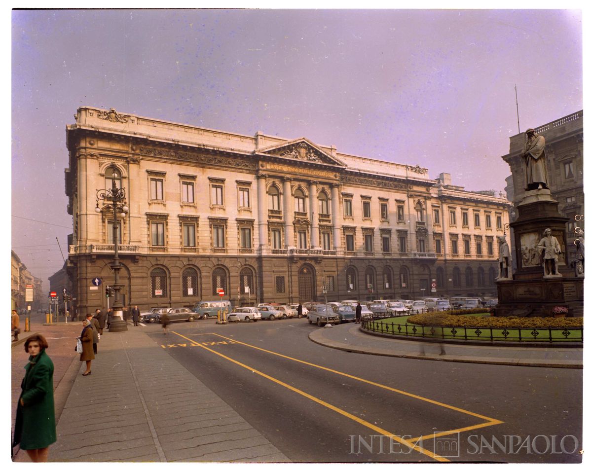 Palazzo di piazza della Scala 6, esterno, 1968 (fotografo sconosciuto)