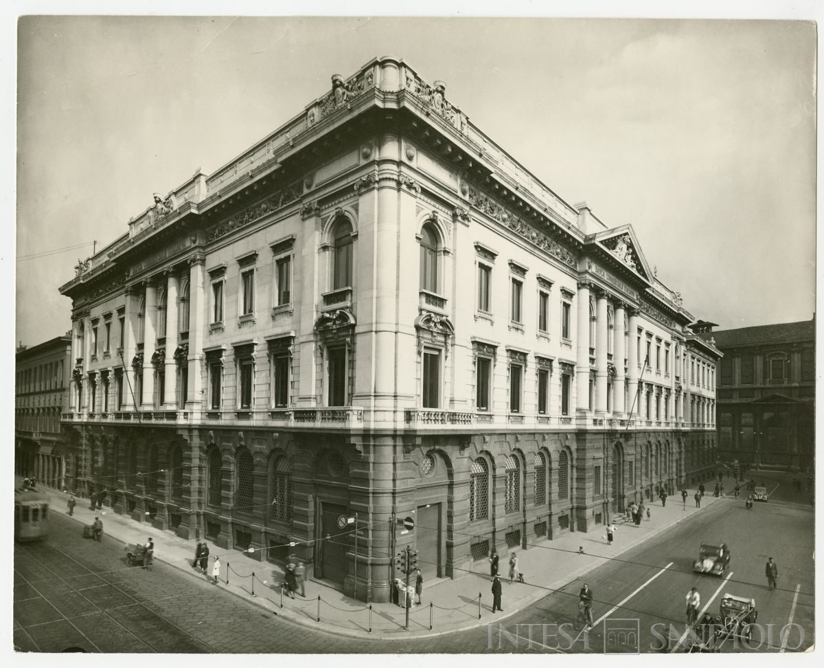 Palazzo di piazza della Scala 6, esterno, anni 1930 (Antonio Paoletti)