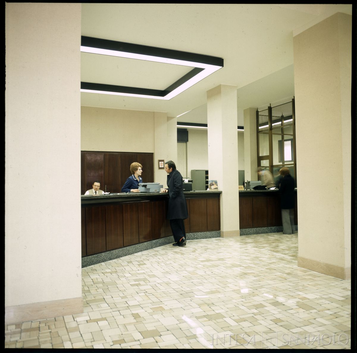 BCI, Seregno: agenzia di Piazza Italia 5, anni 1970-1980 (fotografo sconosciuto)