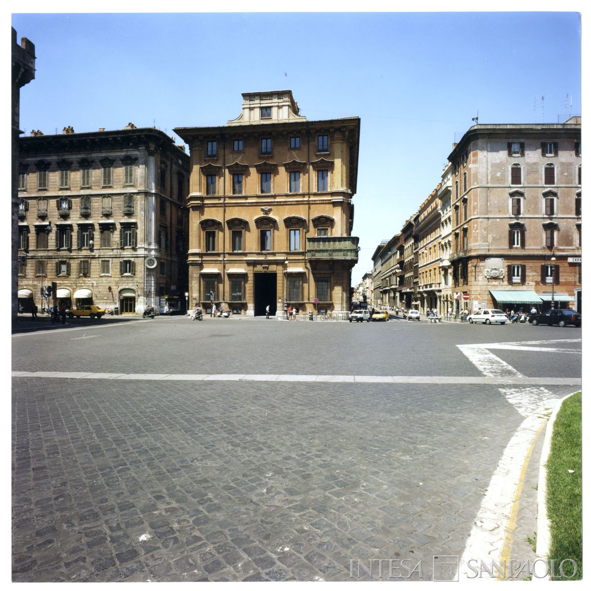 BCI, Roma: agenzia n. 10 di Via del Plebiscito 112, anni 1990 (fotografo sconosciuto)