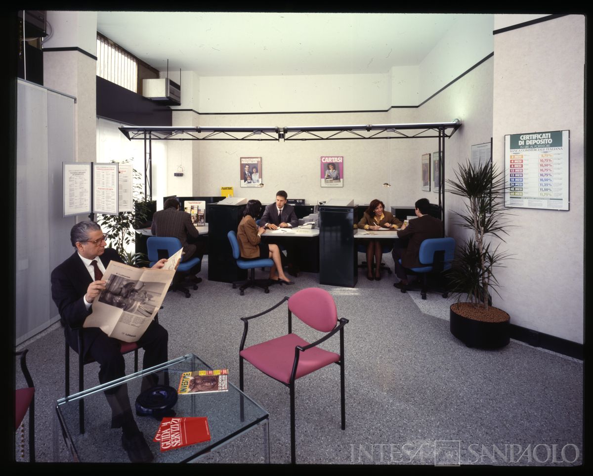 BCI, Milano: agenzia 48 di Piazza Caneva 7, 1991-1994 (fotografo sconosciuto)