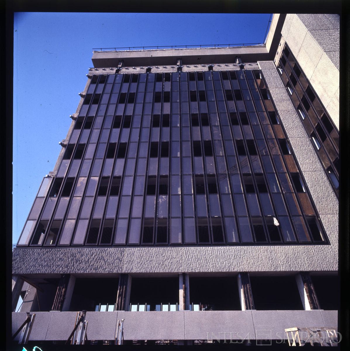 Cariplo, Centro Elettronico (C.E.): Milano, Via Lorenteggio, 1977-1978 (fotografo sconosciuto)