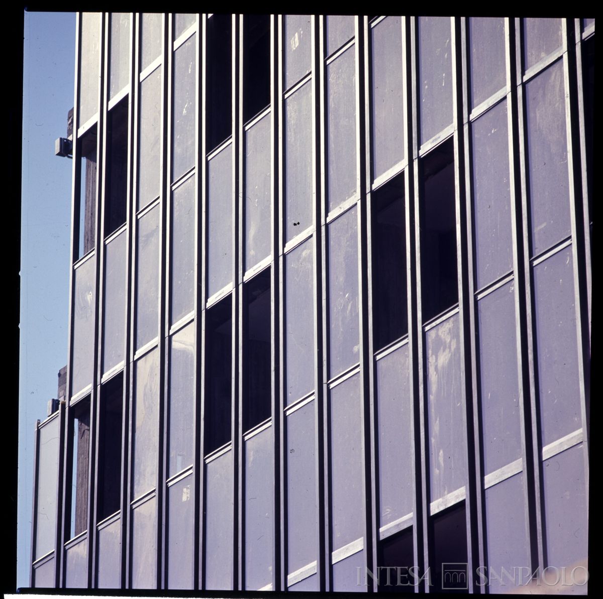 Cariplo, Centro Elettronico (C.E.): Milano, Via Lorenteggio, 1977-1978 (fotografo sconosciuto)