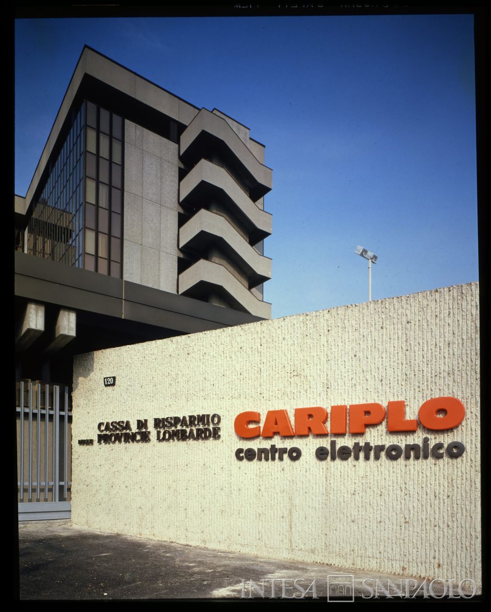 Cariplo, Centro Elettronico (C.E.): Milano, Via Lorenteggio, luglio 1979 - febbraio 1980 (foto di Mario La Porta)