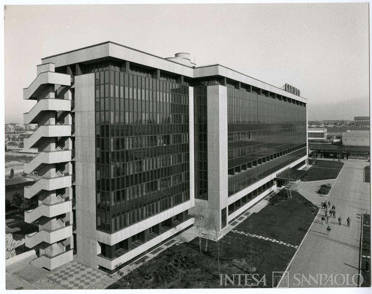 Cariplo, Centro Elettronico (C.E.): Milano, Via Lorenteggio, luglio 1979 - febbraio 1980 (foto di Mario La Porta)