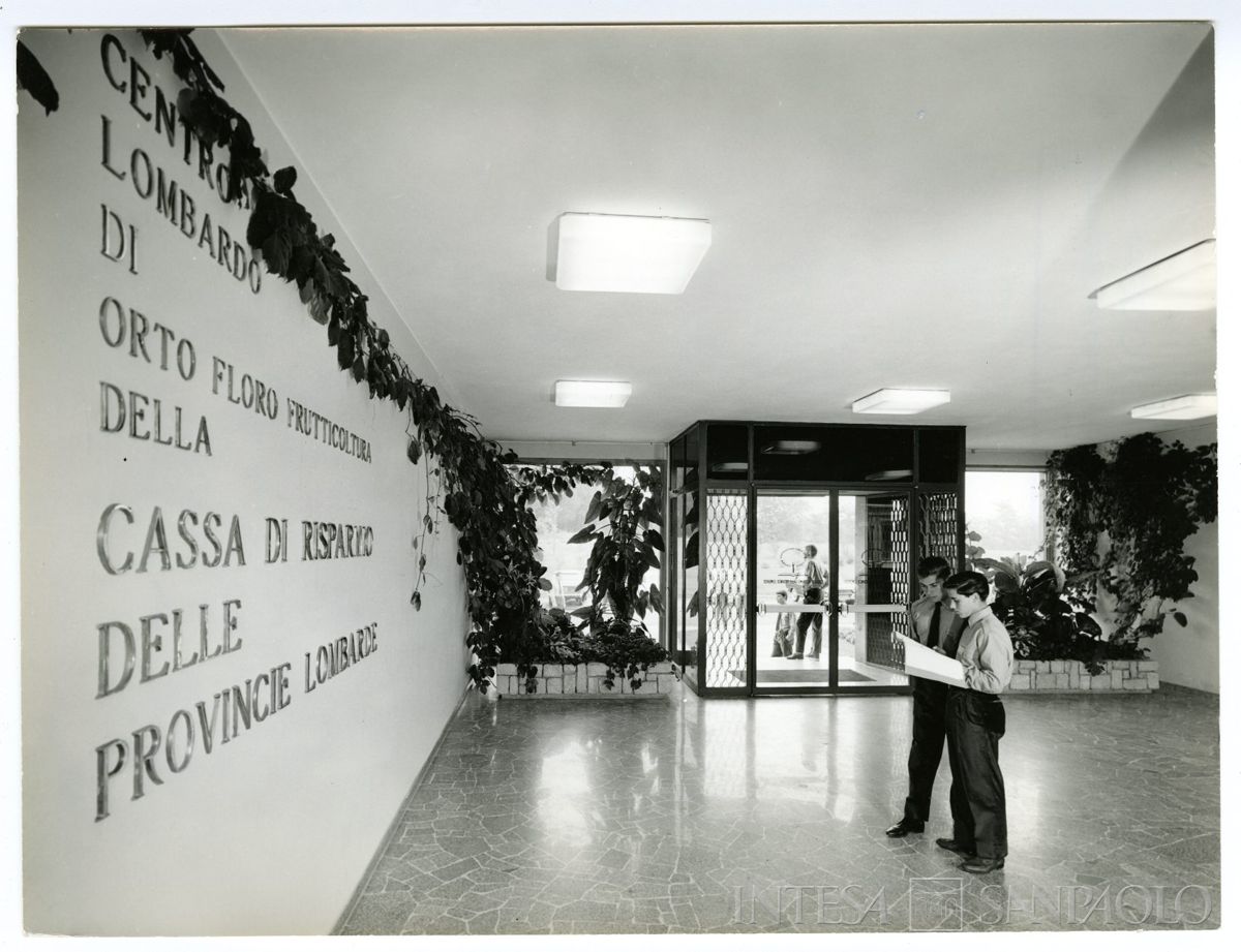 Cariplo, Minoprio: atrio d'ingresso, anni 1960 (foto Publifoto)