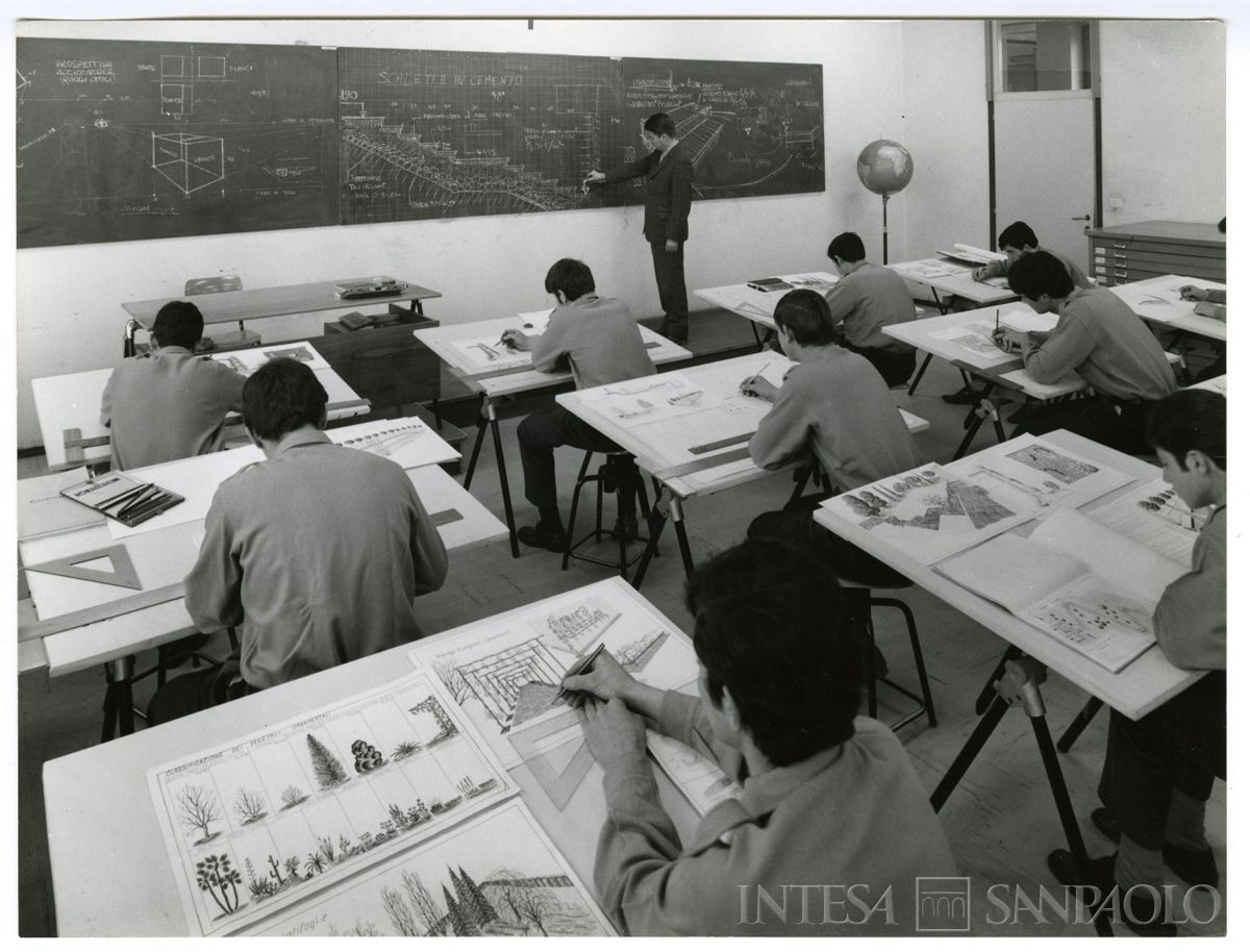 Cariplo, Minoprio: interno di un'aula, anni 1960 (foto Elle2)
