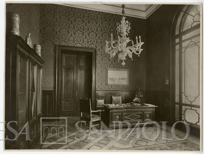 Cà de Sass, sala di direzione, anni 1920-1930 (Foto Camuzzi & Lomazzi)