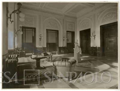 Cà de Sass, anticamerone, anni 1930 (Foto Camuzzi & Lomazzi)